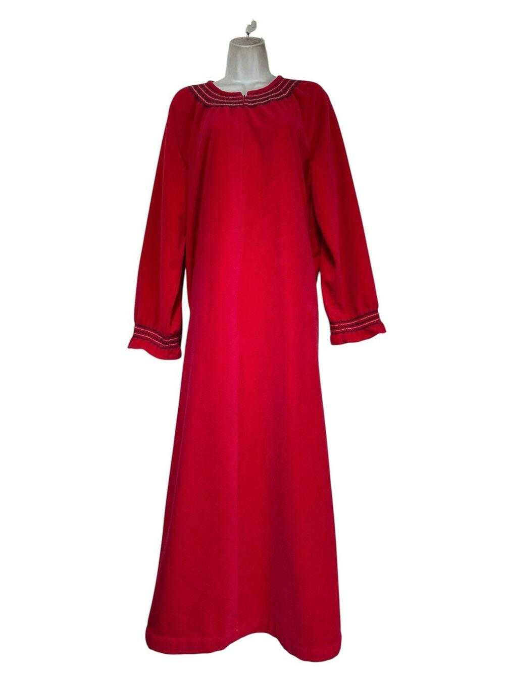 Vintage Vanity Fair Women’s Size L Pink Velour Long Sleeve Maxi Nightgown Robe